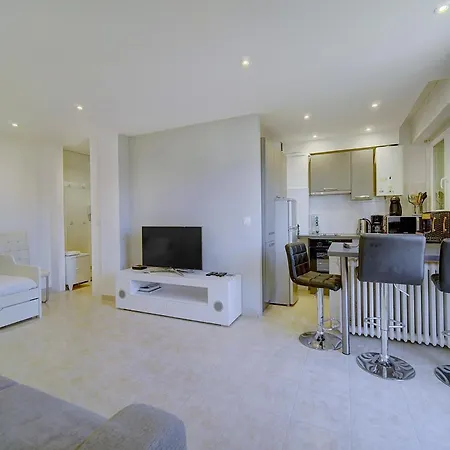 דירה Immogroom - Cozy - Center - Ac In Living - Close To The Sea